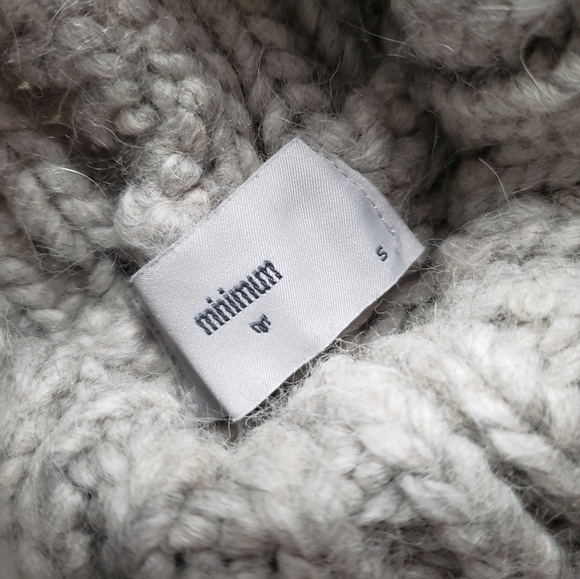 Minimum Thick Knit Sweater - Picture 10 of 11